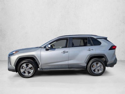 2022 Toyota RAV4 XLE FWD (GS)