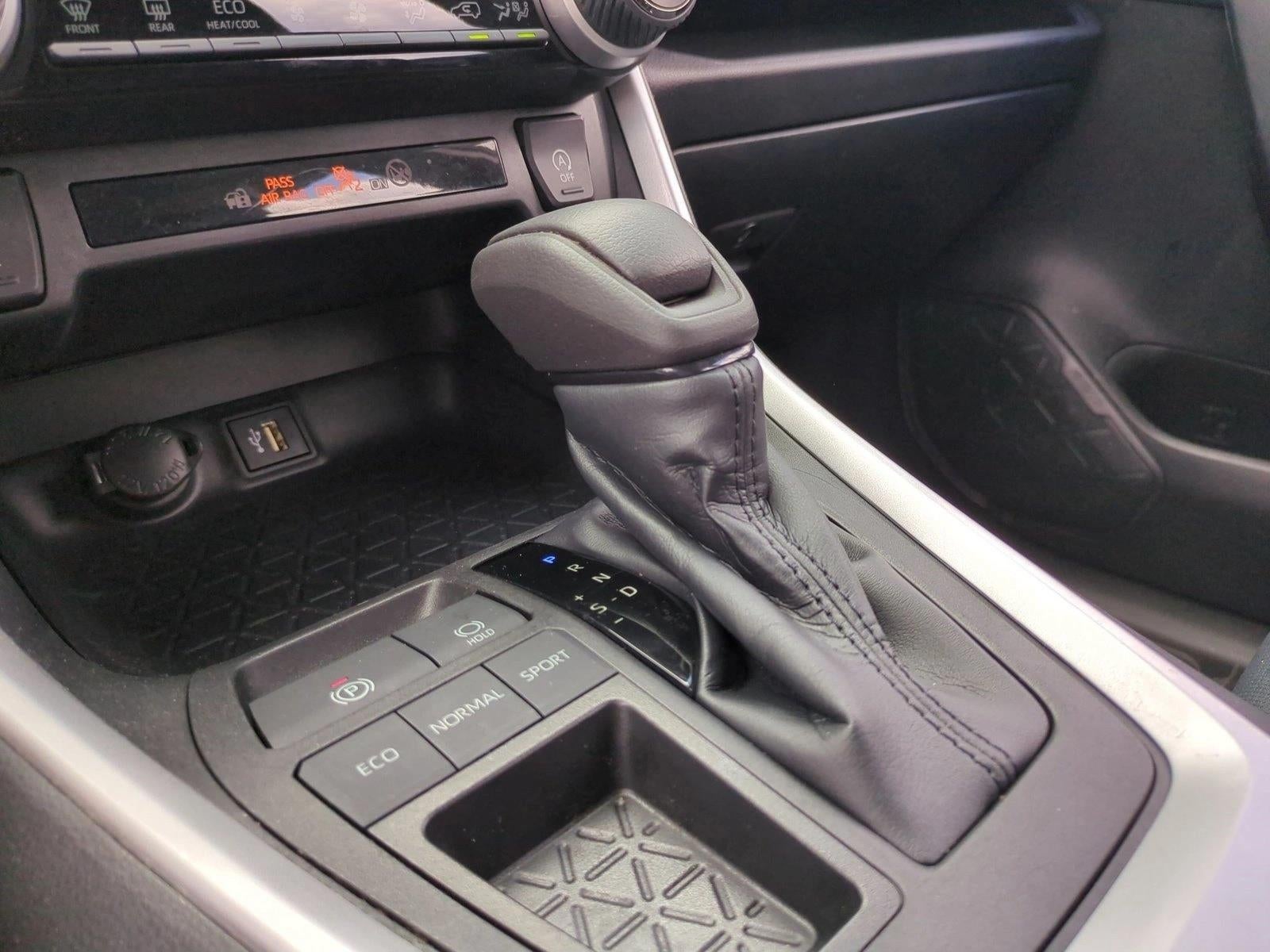 2023 Toyota RAV4 XLE FWD (GS)