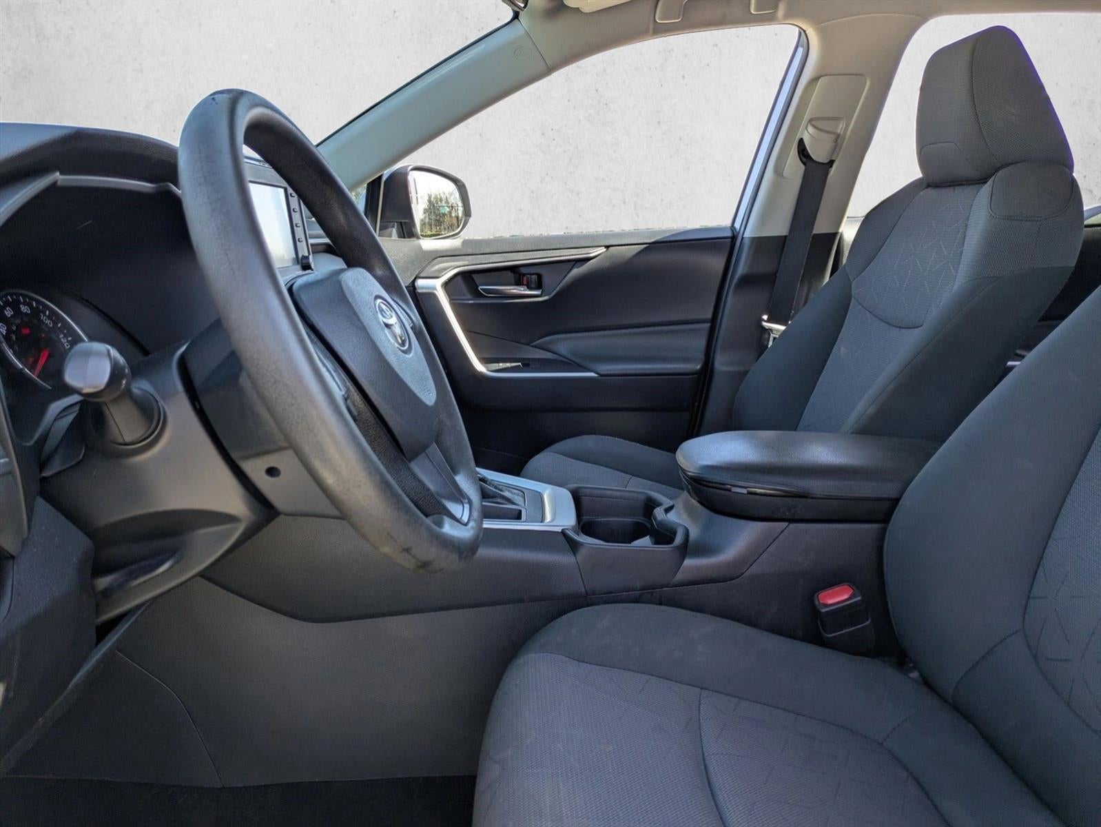 2021 Toyota RAV4 XLE FWD (GS)