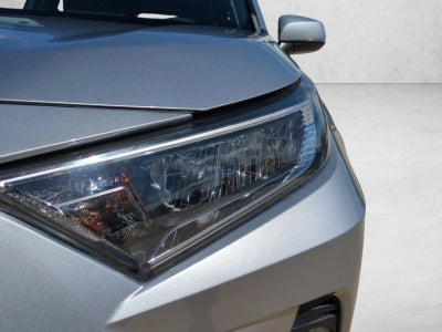 2021 Toyota RAV4 XLE FWD (GS)
