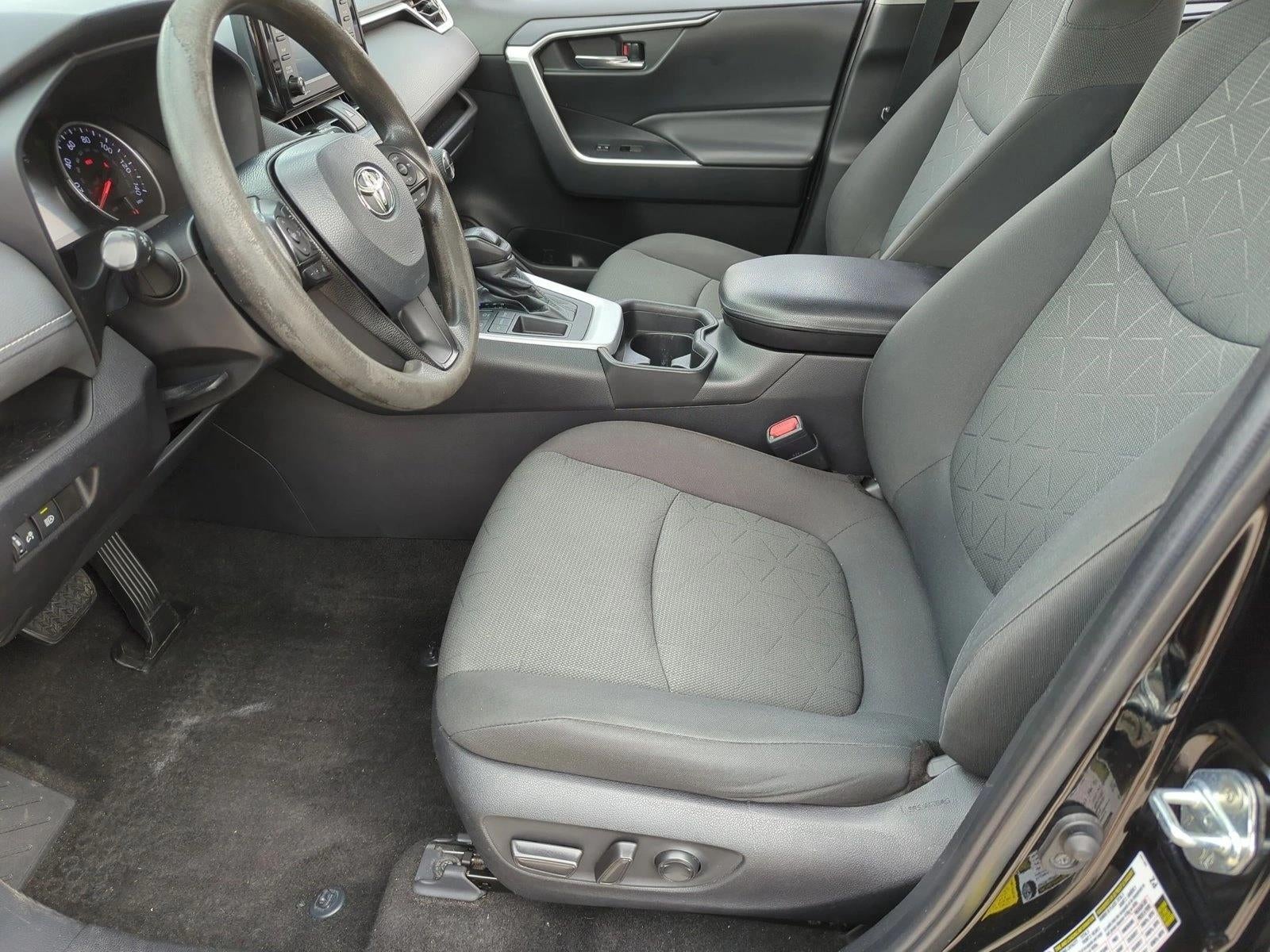 2021 Toyota RAV4 XLE FWD (GS)