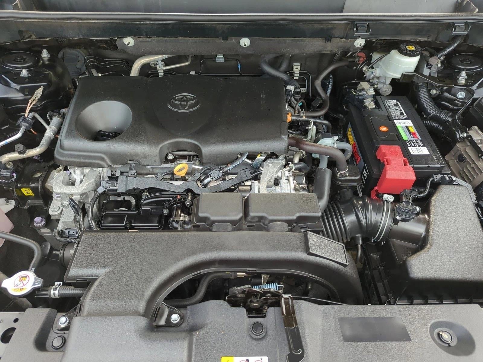 2021 Toyota RAV4 XLE FWD (GS)