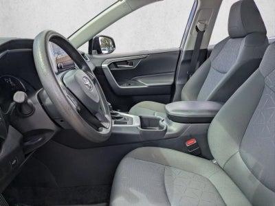 2024 Toyota RAV4 XLE FWD (GS)