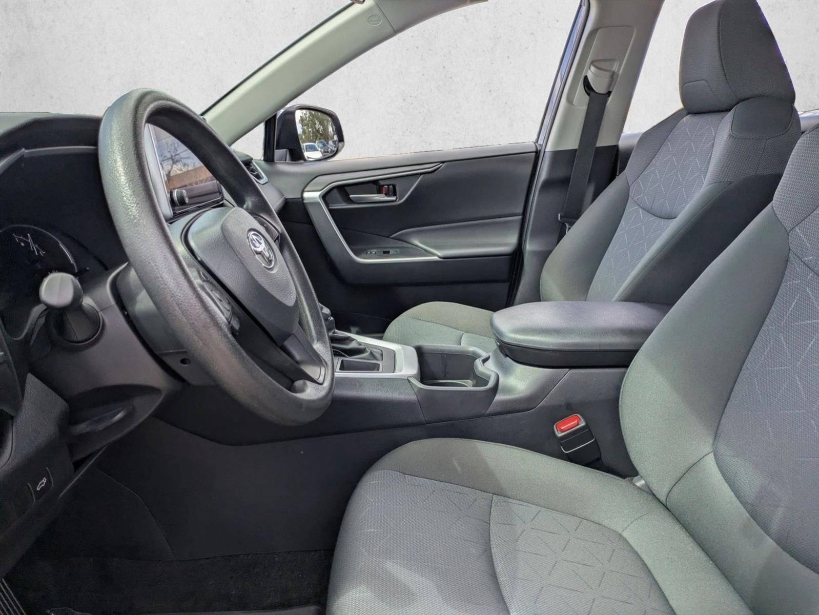 2024 Toyota RAV4 XLE FWD (GS)
