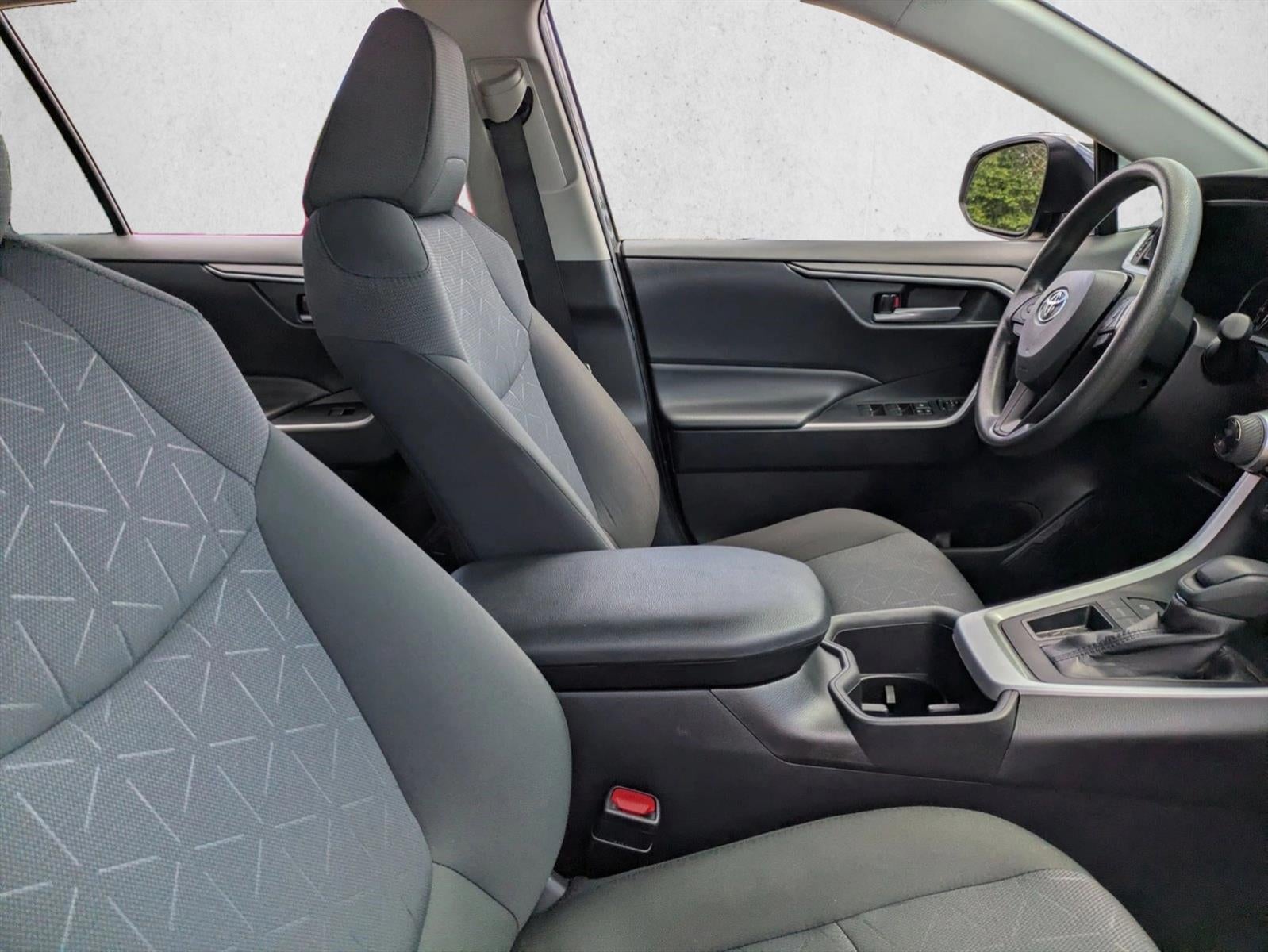 2024 Toyota RAV4 XLE FWD (GS)