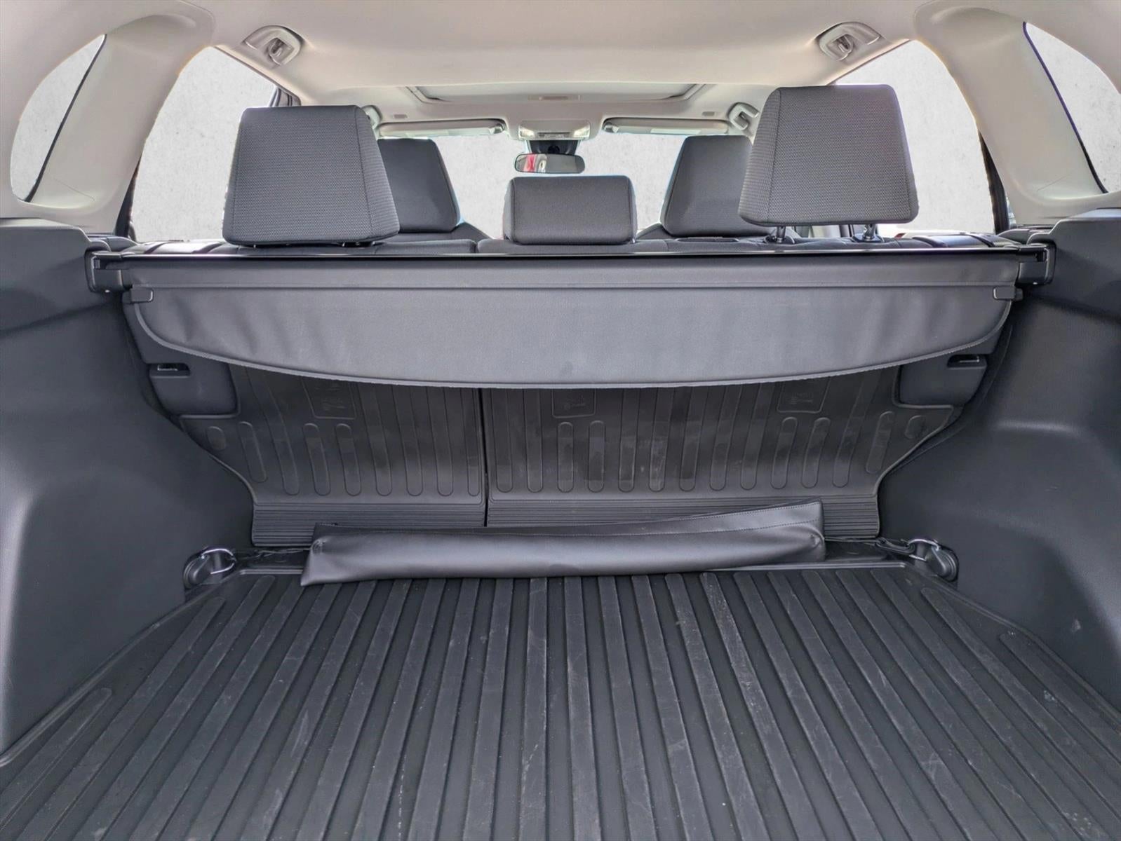 2024 Toyota RAV4 XLE FWD (GS)