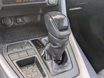 2020 Toyota RAV4 XLE FWD (GS)