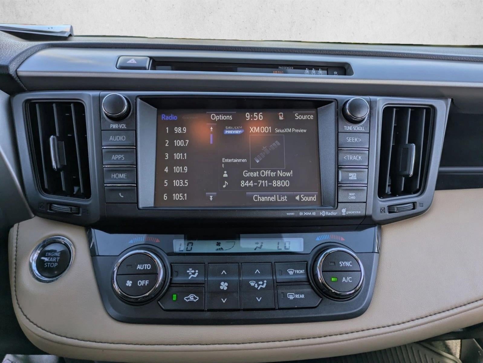 2017 Toyota RAV4 XLE FWD (GS)