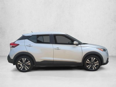 2020 Nissan Kicks SV FWD