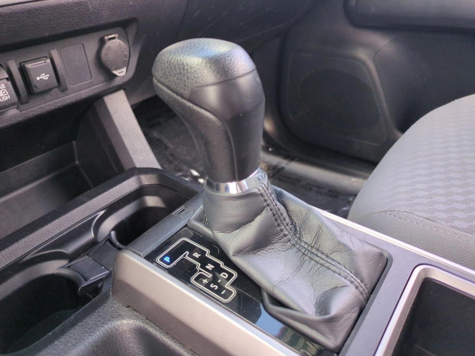 2023 Toyota Tacoma 2WD 2WD SR5 Double Cab 5' Bed V6 AT (GS)