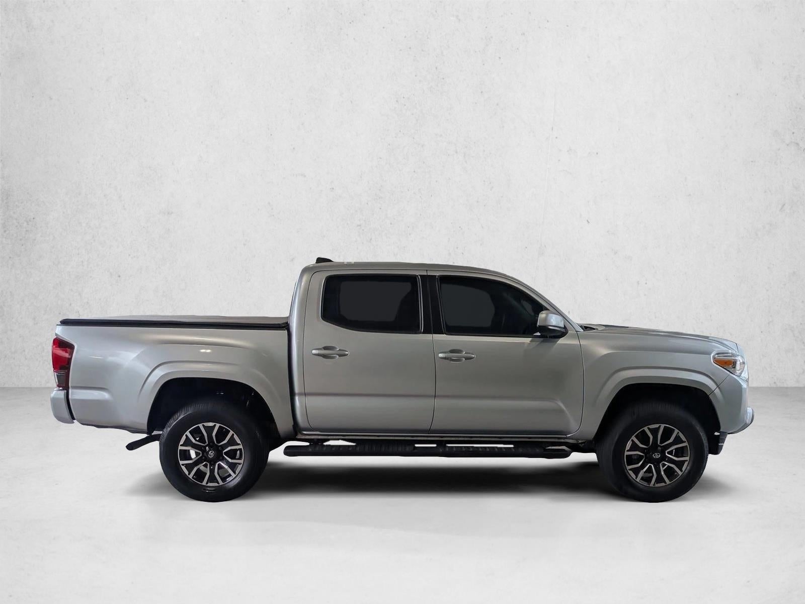 2022 Toyota Tacoma 2WD 2WD SR Double Cab 5' Bed I4 AT (GS)