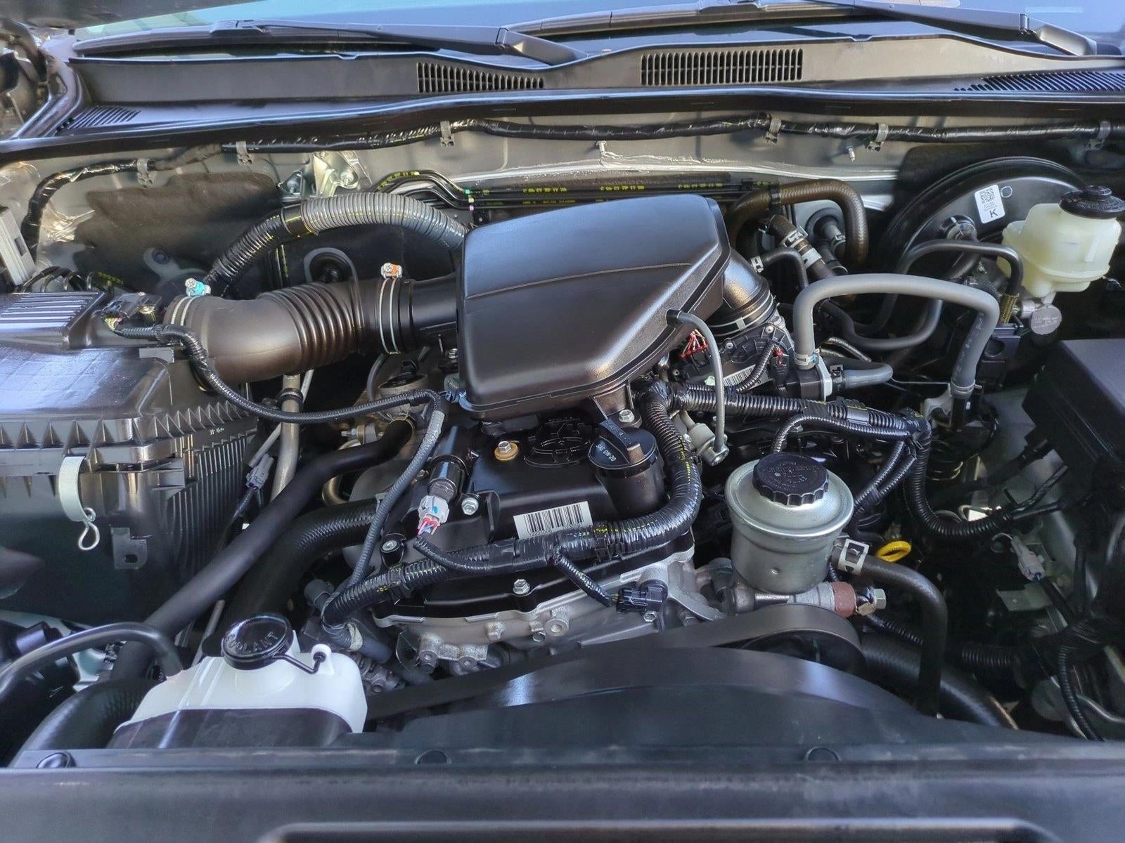 2022 Toyota Tacoma 2WD 2WD SR5 Double Cab 5' Bed I4 AT (SE)