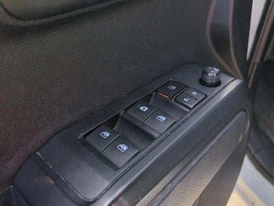 2021 Toyota Tacoma 2WD 2WD SR Double Cab 5' Bed I4 AT (GS)