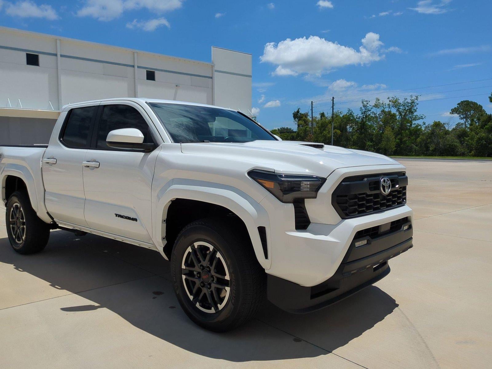 2024 Toyota Tacoma 2WD 2WD TRD Sport Double Cab 5' Bed AT (Natl)