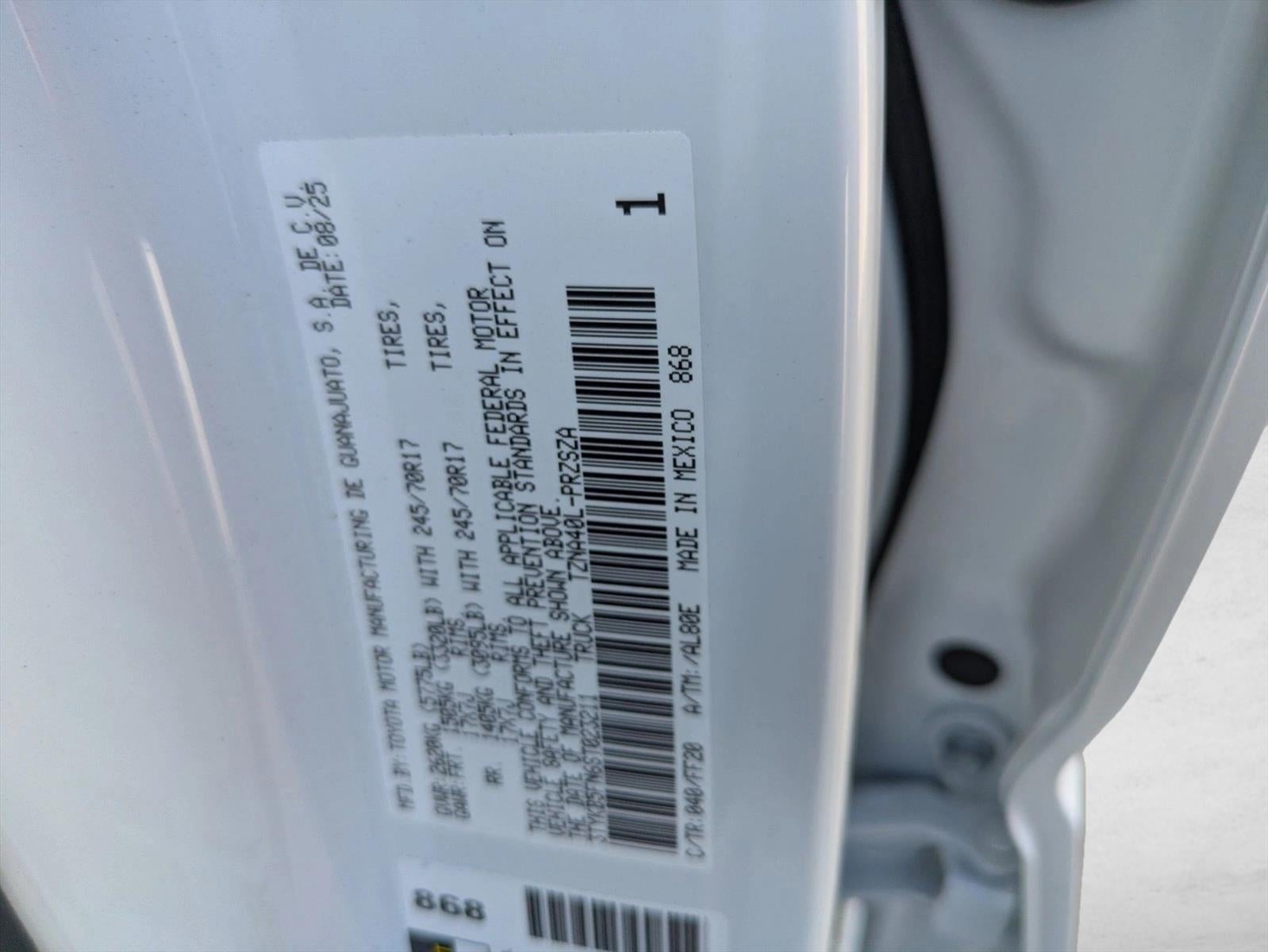 2025 Toyota Tacoma 2WD 2WD SR5 Double Cab 5' Bed AT (SE)