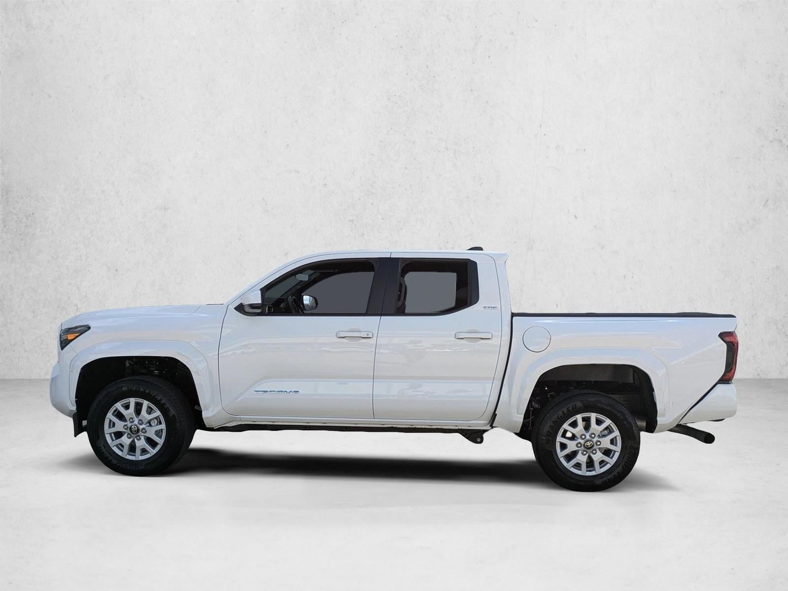 2025 Toyota Tacoma 2WD 2WD SR5 Double Cab 5' Bed AT (SE)