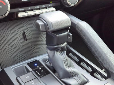 2025 Toyota Tacoma 2WD 2WD SR Double Cab 5' Bed AT (GS)