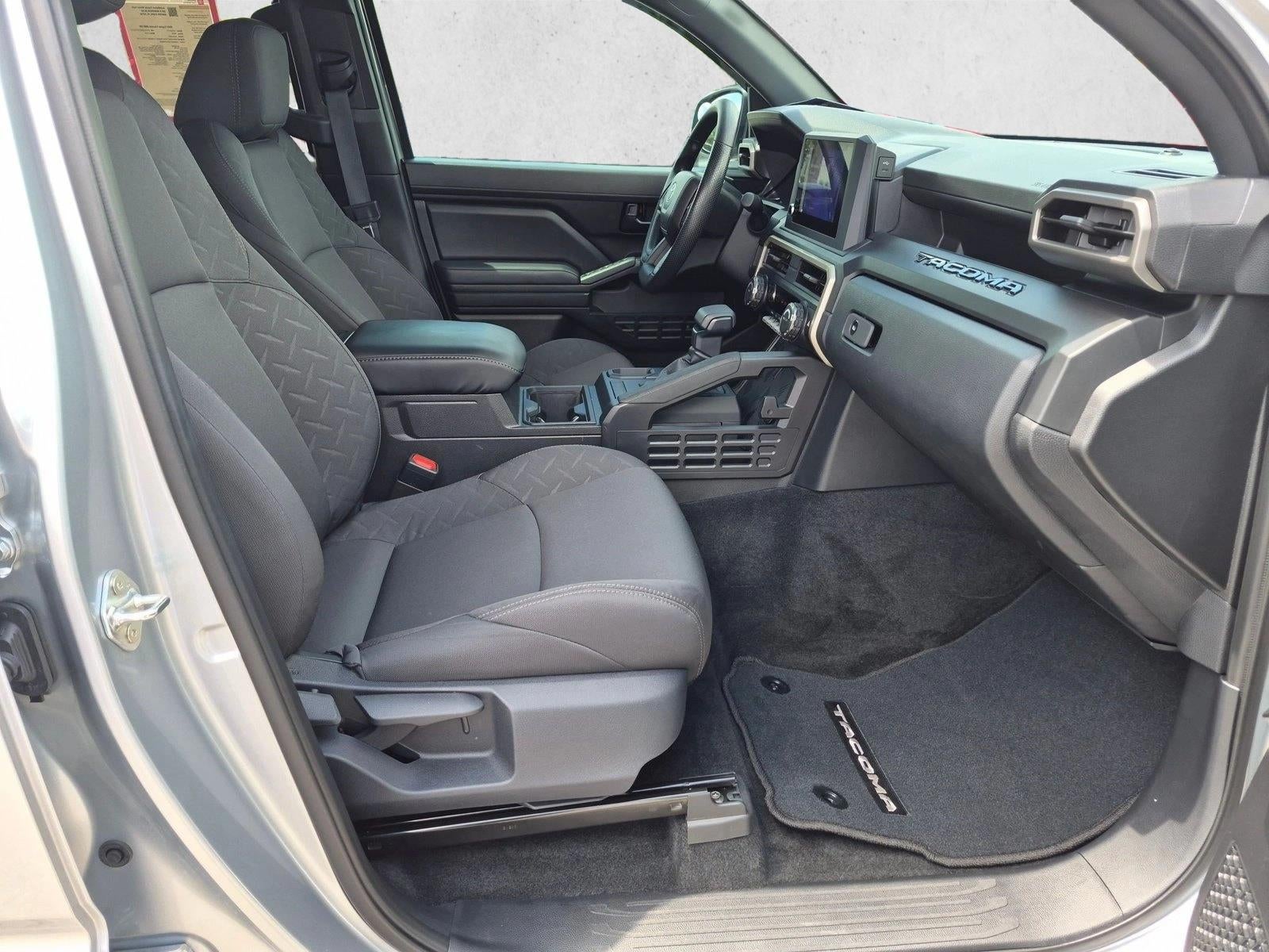 2025 Toyota Tacoma 2WD 2WD SR Double Cab 5' Bed AT (GS)