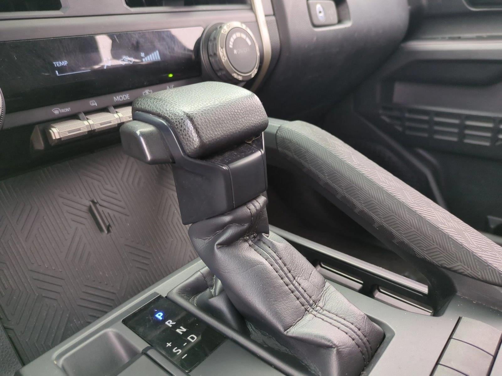 2024 Toyota Tacoma 2WD 2WD SR Double Cab 5' Bed AT (GS)