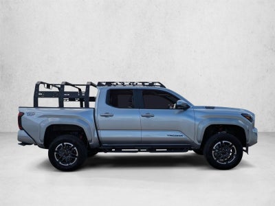 2025 Toyota Tacoma 4WD 4WD TRD Sport Hybrid Double Cab 5' Bed AT (Natl)