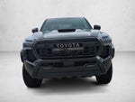 2025 Toyota Tacoma 4WD 4WD TRD Pro Hybrid Double Cab 5' Bed AT (Natl)