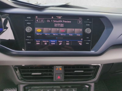 2023 Volkswagen Taos SE FWD