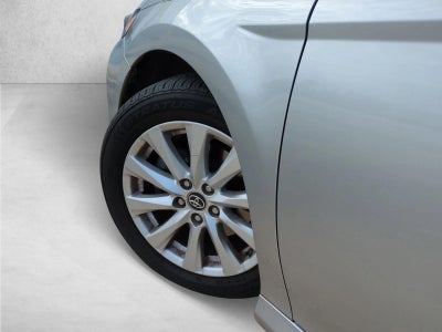 2019 Toyota Camry LE Auto (SE)