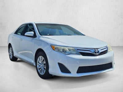 2013 Toyota Camry 4dr Sdn I4 Auto LE (Natl)
