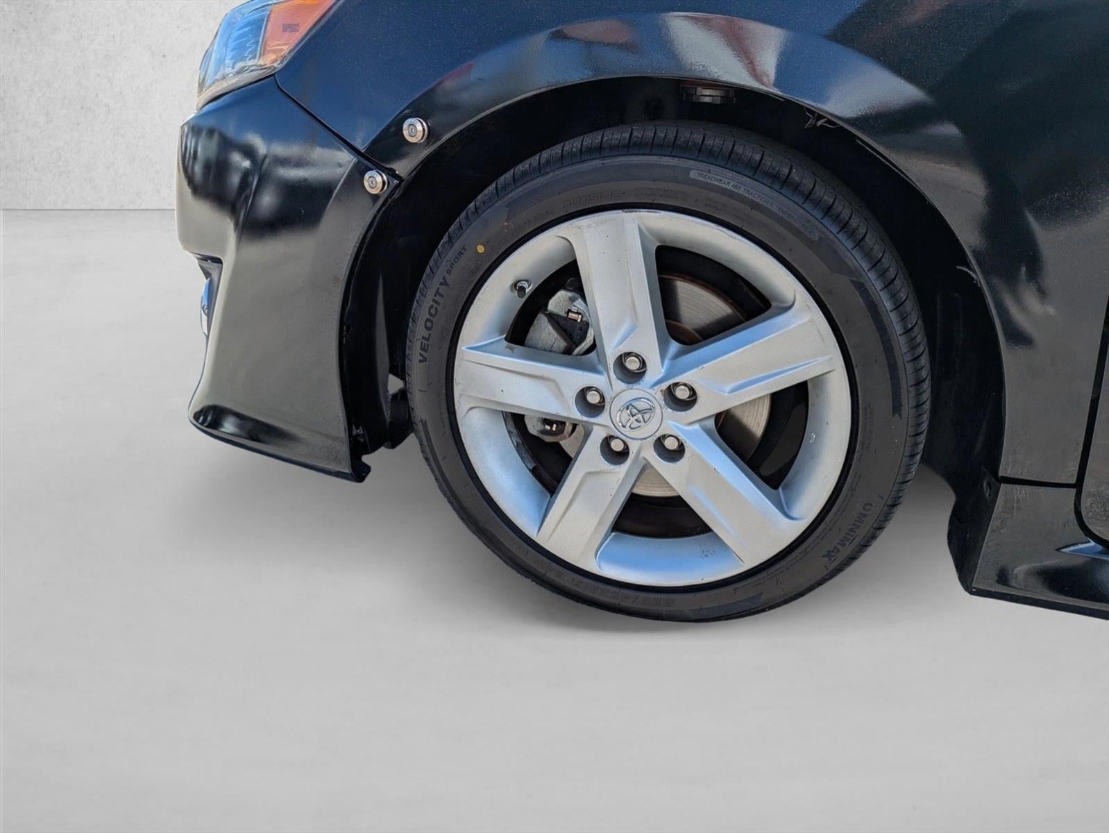 2013 Toyota Camry 4dr Sdn I4 Auto SE (Natl)