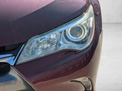 2017 Toyota Camry LE Auto (SE)