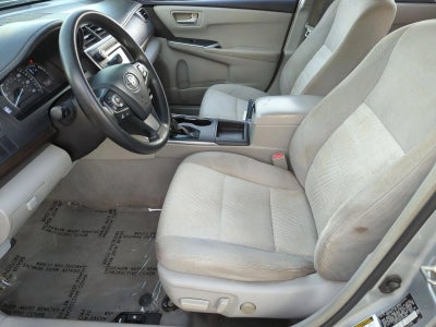 2015 Toyota Camry 4dr Sdn I4 Auto LE (SE)