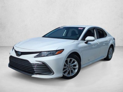 2022 Toyota Camry LE Auto (SE)