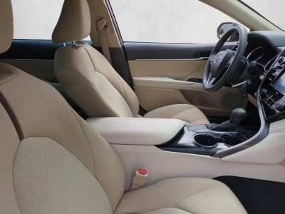 2020 Toyota Camry LE Auto (SE)
