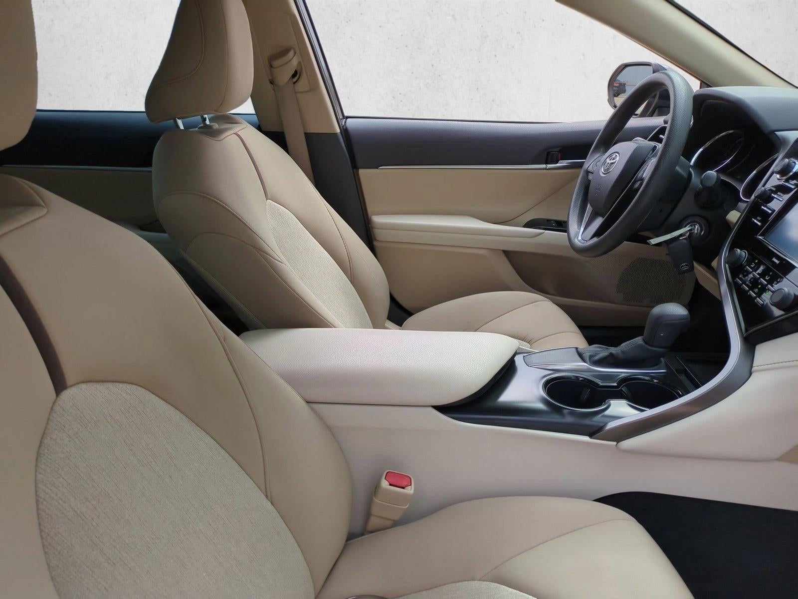 2020 Toyota Camry LE Auto (SE)