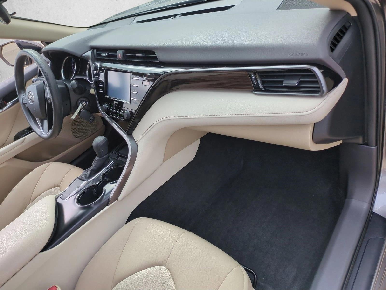 2020 Toyota Camry LE Auto (SE)