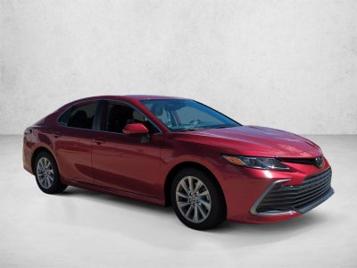 2023 Toyota Camry LE Auto (SE)