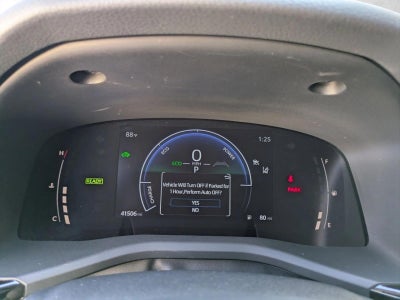 2025 Toyota Camry LE (SE)