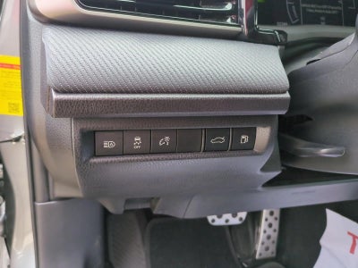 2025 Toyota Camry SE (SE)
