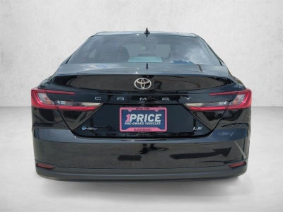 2025 Toyota Camry LE (Natl)