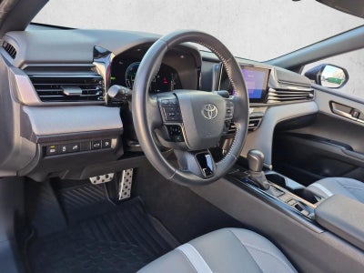 2025 Toyota Camry SE (SE)