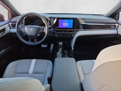 2025 Toyota Camry SE (SE)