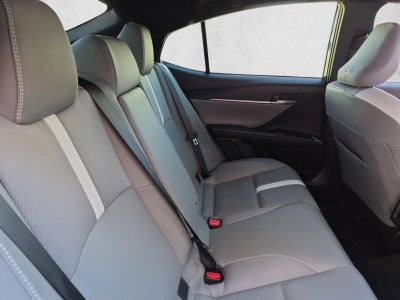 2025 Toyota Camry SE (SE)