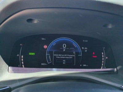 2025 Toyota Camry LE (SE)