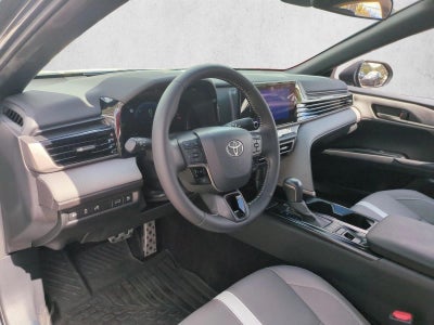 2025 Toyota Camry SE (SE)