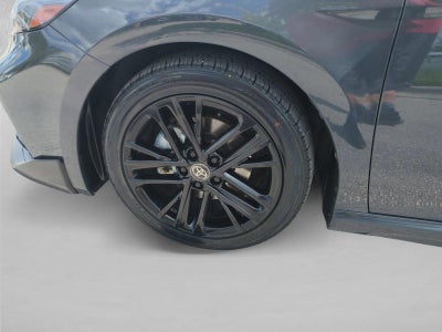 2025 Toyota Camry SE (SE)
