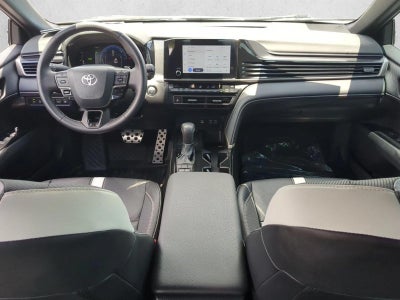 2025 Toyota Camry SE (SE)