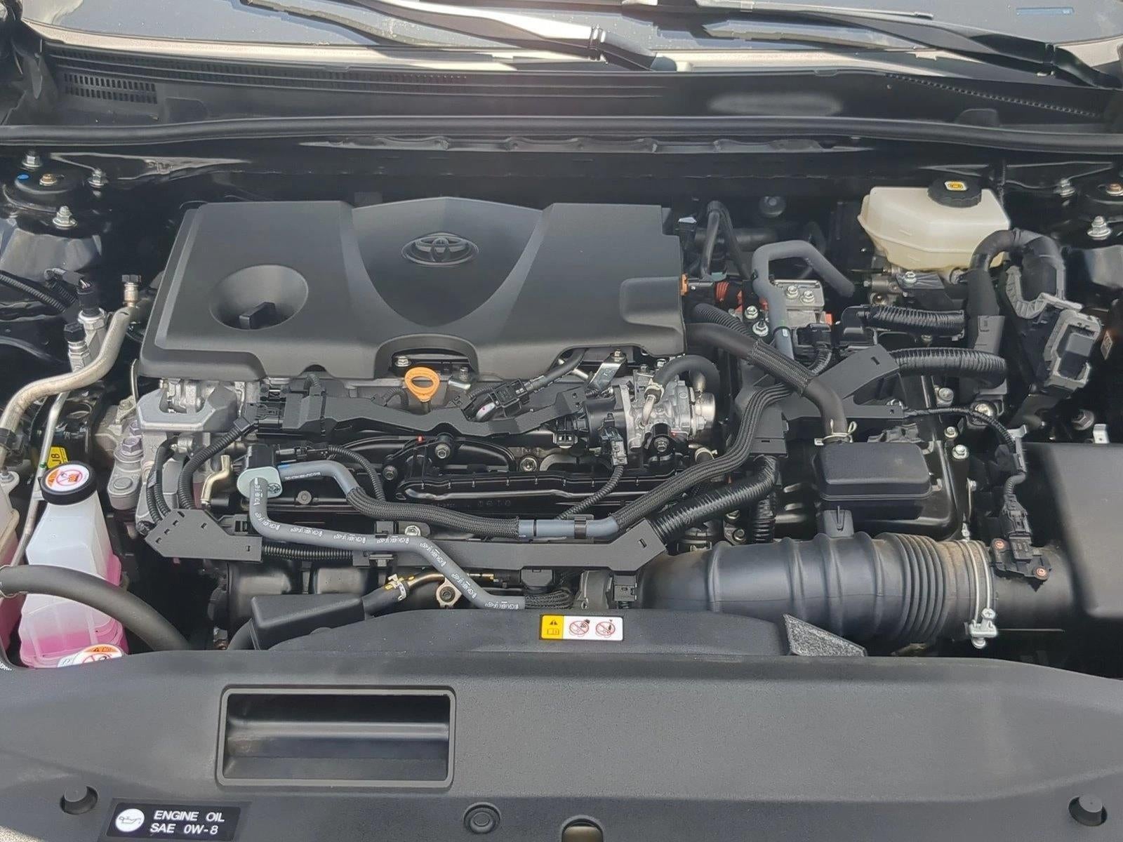 2025 Toyota Camry SE (SE)