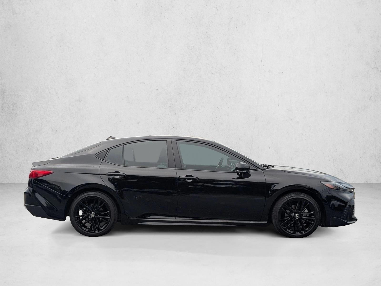2025 Toyota Camry SE (SE)