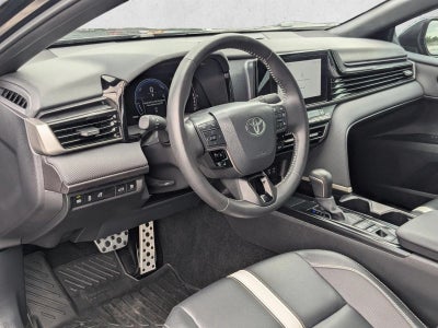 2025 Toyota Camry SE (SE)
