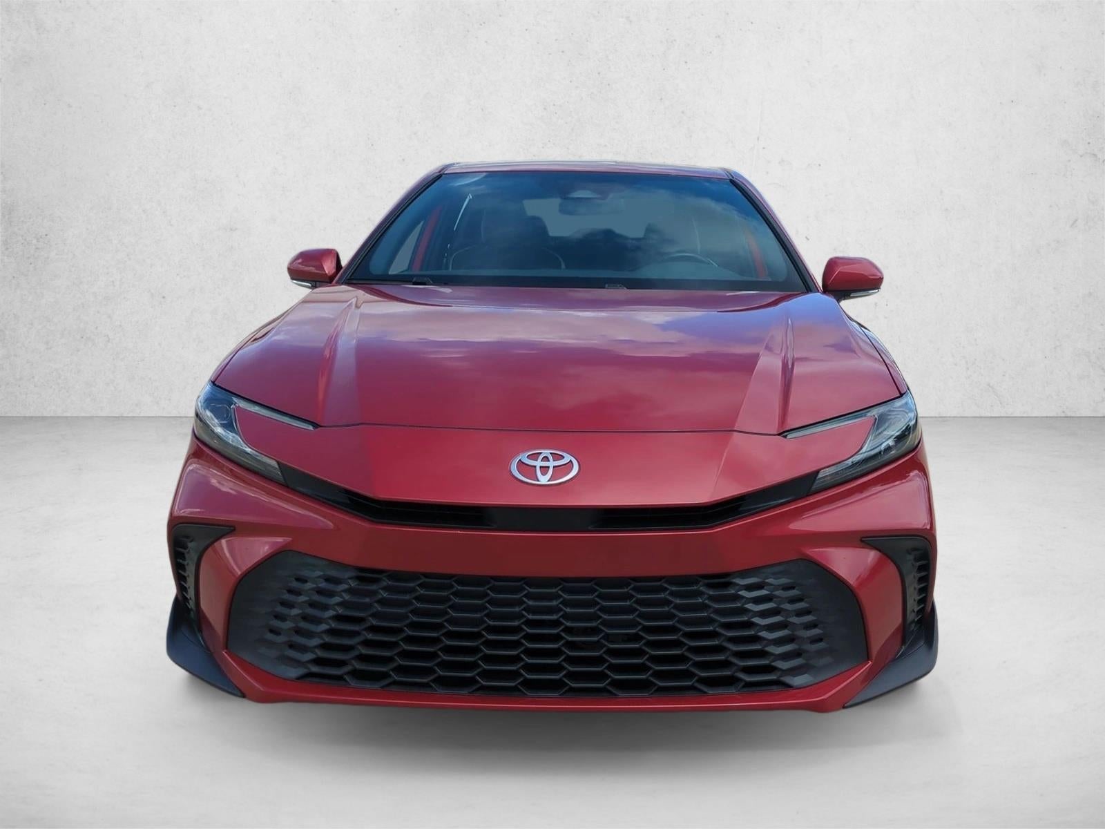 2025 Toyota Camry SE (Natl)